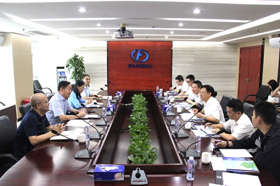 深圳市南山區供電局黨委書記、局長李小明一行到方大集團調研